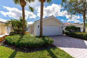 121 Euphrates Cir, Palm Beach Gardens, FL 33410, Sold 04/28/23