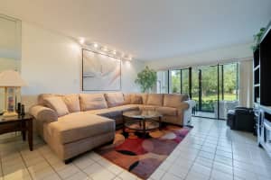 5055 Oakhill Ln APT 212, Delray Beach, FL 33484, Sold 07/24/23