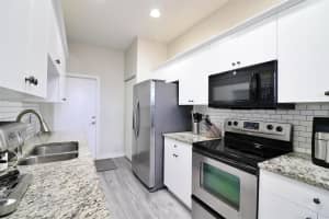 345 River Bluff Ln, Royal Palm Beach, FL 33411, Sold 04/20/23