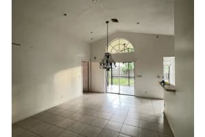 2014 Normandy Cir, West Palm Beach, FL 33409, Sold 03/20/23