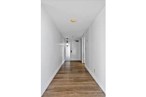 5390 Woodland Lakes Dr APT 106, Palm Beach Gardens, FL 33418, Sold 04/25/23