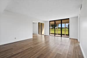 5390 Woodland Lakes Dr APT 106, Palm Beach Gardens, FL 33418, Sold 04/25/23