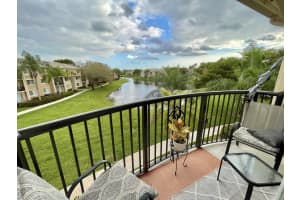 300 Crestwood Ct N APT 309, Royal Palm Beach, FL 33411, Sold 05/15/23