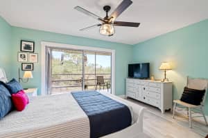 1900 S Kanner Hwy Apt 10-202, Stuart, FL 34994, Sold 03/23/23