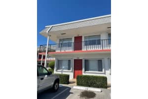 3320 Lake Osborne Dr APT 210, Lake Worth, FL 33461, Sold 03/30/23