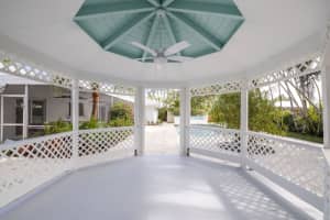225 Country Club Dr, Jupiter, FL 33469, Sold 03/24/23