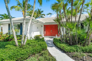 242 Golfview Dr, Jupiter, FL 33469, Sold 06/02/23
