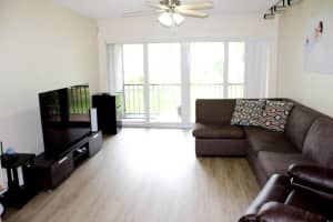 3123 Oakland Shores Dr APT D202, Oakland Park, FL 33309, Sold 05/03/23