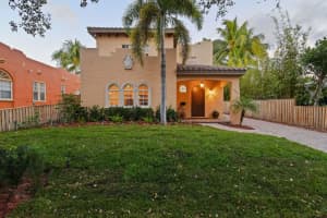 829 Sunset Rd, West Palm Beach, FL 33401, Sold 05/31/23