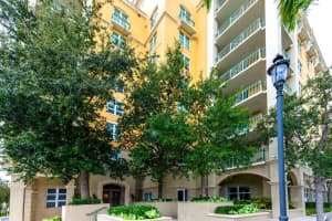 403 S Sapodilla Ave APT 204, West Palm Beach, FL 33401, Sold 04/07/23