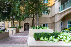 403 S Sapodilla Ave APT 204, West Palm Beach, FL 33401, Sold 04/07/23