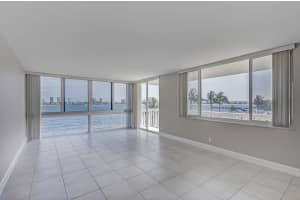 301 Lake Shore Dr APT 307, West Palm Beach, FL 33403, Sold 03/29/23