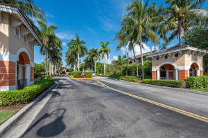 4179 N Haverhill Road   608, West Palm Beach, FL 33417 Sold 08/21/23