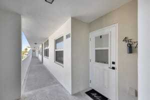 930 Dogwood Dr APT 457, Delray Beach, FL 33483, Sold 06/28/23