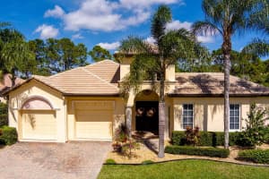 850 SW St Tropez Ct, Port St. Lucie, FL 34986, Sold 04/21/23