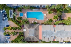 738 Executive Center Dr APT 14, West Palm Beach, FL 33401, Sold 05/05/23