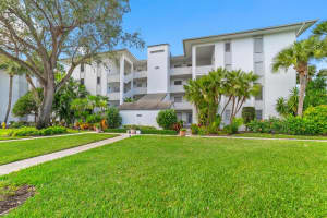 370 NE Edgewater Dr APT 404, Stuart, FL 34996, Sold 07/31/23