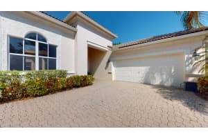 MLS# R10868303, West Palm Beach, Florida 33412