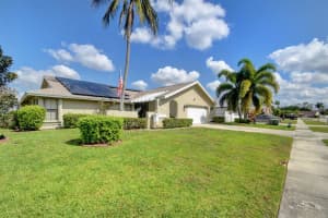 189 Parkwood Dr S, Royal Palm Beach, FL 33411, Sold 08/23/23