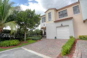 20981 NW 1st Ct, Pembroke Pines, FL 33029, Sold 04/13/23