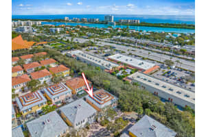 49 Laurel Oaks Cir, Jupiter, FL 33469, Sold 04/07/23