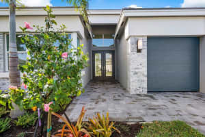 9377 Seahorse Bay Dr, Boynton Beach, FL 33473, Sold 03/20/23