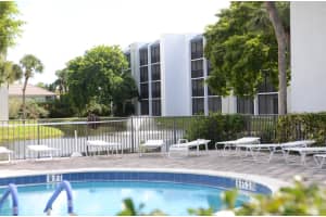 1605 US-1, Jupiter, FL 33477, Sold 04/13/23
