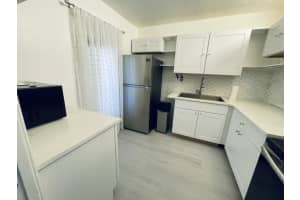 2581 Garden Dr N APT 212, Lake Worth, FL 33461, Sold 04/28/23
