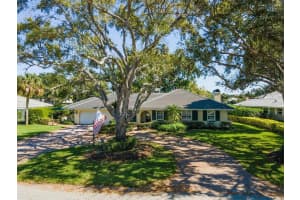 4702 S Lake Dr, Boynton Beach, FL 33436, Sold 06/07/23