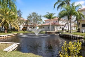 572 7th Square SW APT 101, Vero Beach, FL 32962, Sold 03/15/23