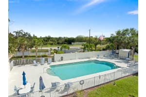 572 7th Square SW APT 101, Vero Beach, FL 32962, Sold 03/15/23