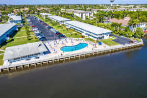 2420 Federal Hwy, Boynton Beach, FL 33435, Sold 04/04/23