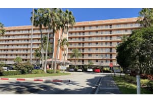 7380 S Oriole Blvd APT 106, Delray Beach, FL 33446, Sold 04/13/23