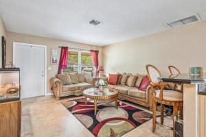 1204 NW 7th St, Boynton Beach, FL 33426, Sold 04/18/23