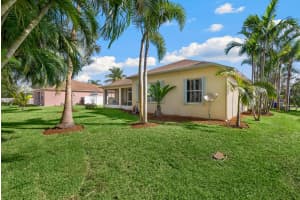4785 49th Ave, Vero Beach, FL 32967, Sold 05/30/23