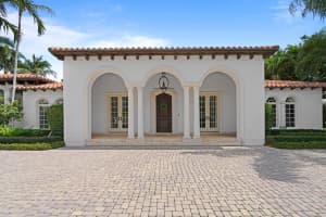 809 Seagate Dr, Delray Beach, FL 33483, Sold 04/25/23