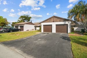 9277 Wedgewood Ln C13, Tamarac, FL 33321, Sold 03/31/23