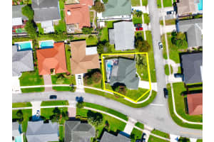 2735 Starwood Cir, West Palm Beach, FL 33406, Sold 04/10/23
