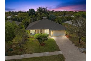 681 NE Little Kayak Point, Port St. Lucie, FL 34983, Sold 05/17/23