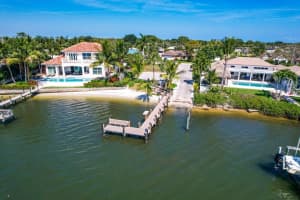 225 Golfview Dr, Jupiter, FL 33469, Sold 04/21/23