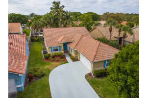 3760 Riverside Way, Delray Beach, FL 33445, Sold 05/04/23