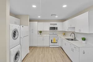 1321 NW 19th Terrace 103, Delray Beach, FL 33445 Sold 10/17/23