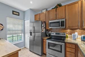 6423 Park Lake Cir, Boynton Beach, FL 33437, Sold 04/14/23