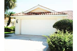 8329 SE Double Tree Dr, Hobe Sound, FL 33455, Sold 05/02/23