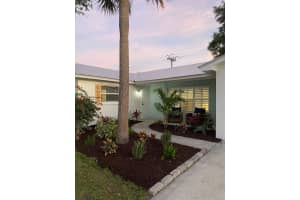 1967 NE 21st Terrace, Jensen Beach, FL 34957 Sold 10/19/23