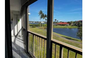 7030 Half Moon Cir APT 220, Hypoluxo, FL 33462, Sold 05/01/23