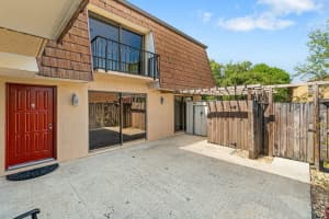 417 4th Ln, Greenacres, FL 33463, Sold 04/18/23