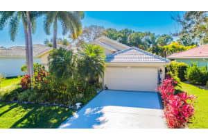 7272 SE Magellan Lane, Stuart, FL 34997 Sold 10/13/23