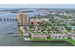 400 Wilma Cir APT 203, Riviera Beach, FL 33404, Sold 07/14/23