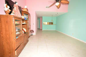 136 Pinewood Ct, Jupiter, FL 33458, Sold 04/10/23